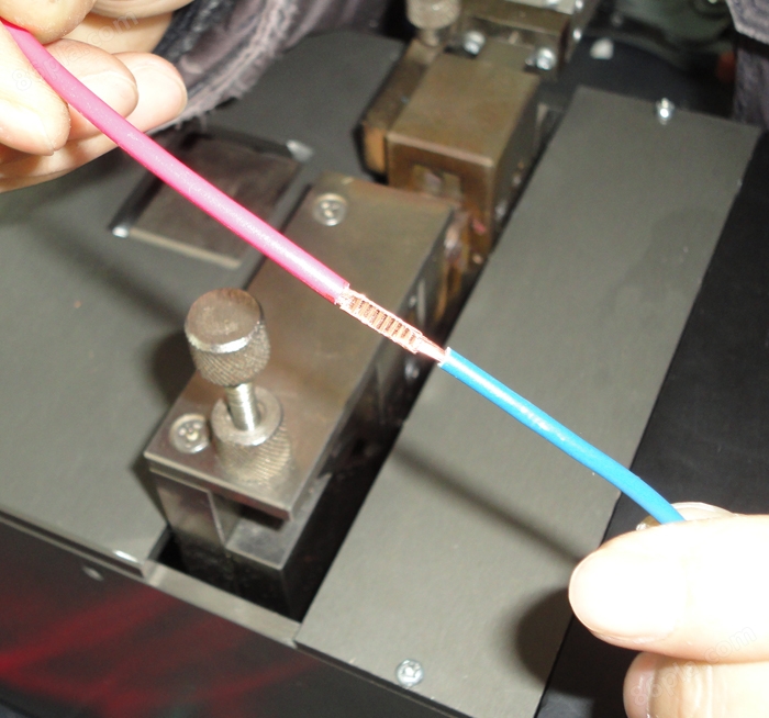 多芯电缆铜线连接超声波焊接机